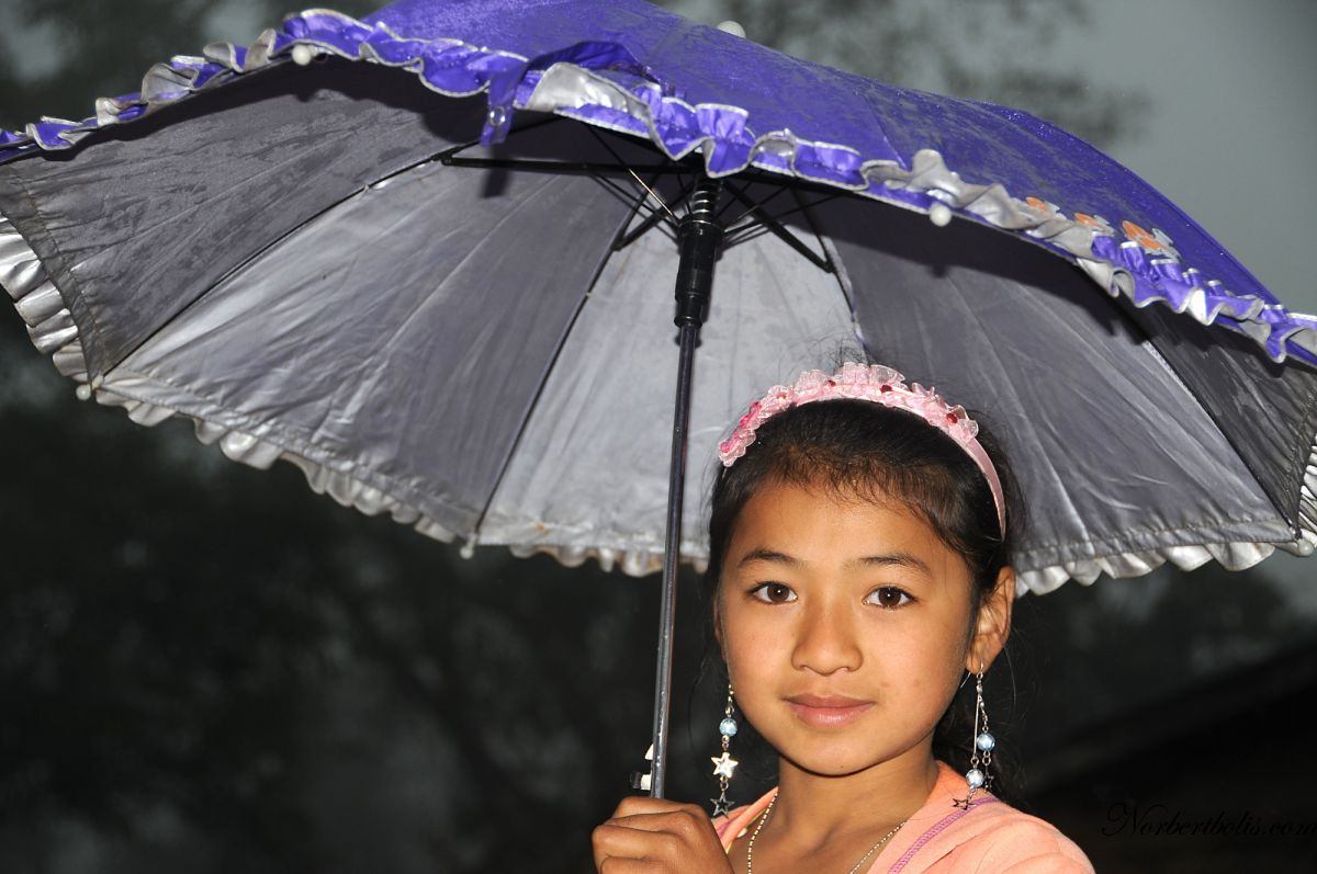 village17 parapluie Vieng Phoukha